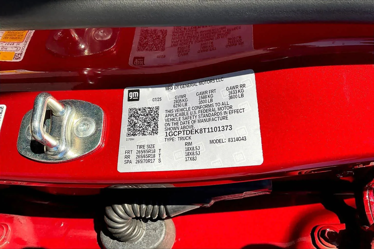 Used 2026 Radiant Red Tintcoat Chevrolet 4WD Z71 image 65
