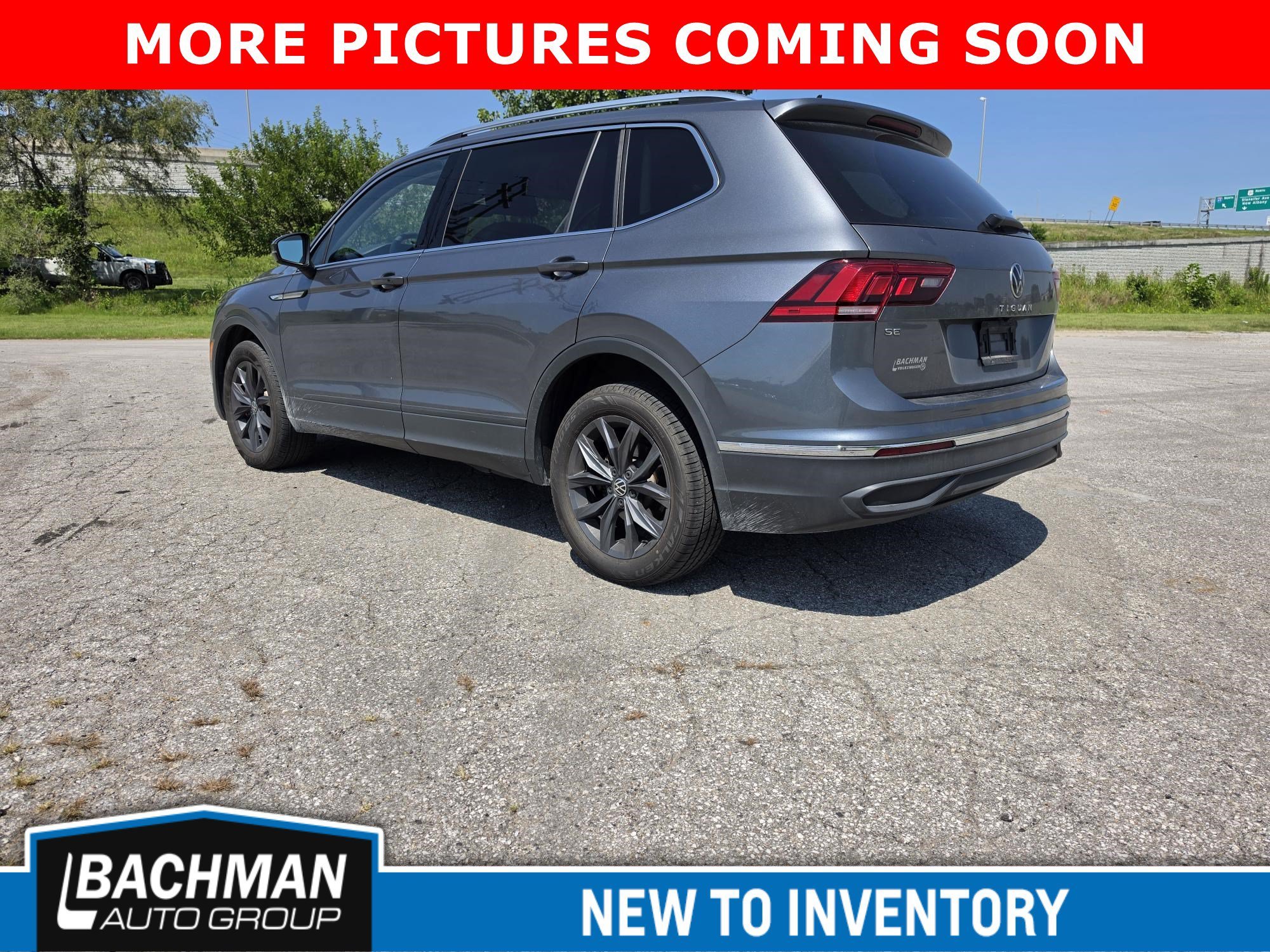 Used 2022 Platinum Gray Metallic Volkswagen SE image 5