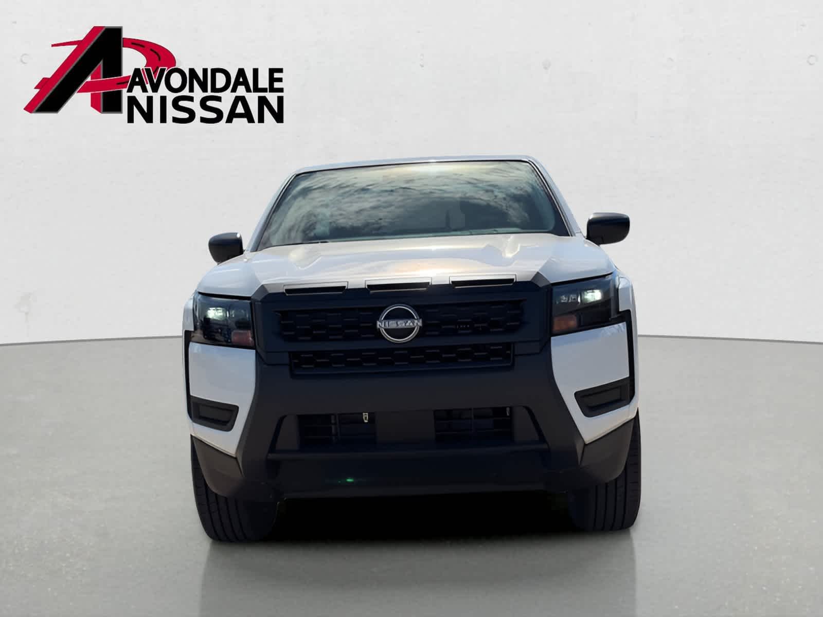 New 2027 Glacier White Nissan King Cab® S image 9