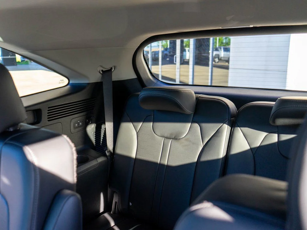 2025 Kia Sorento X-Line EX - Photo 13