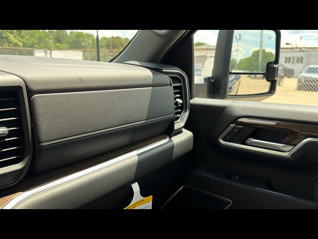 New 2026 Lakeshore Blue Metallic Chevrolet LT image 17