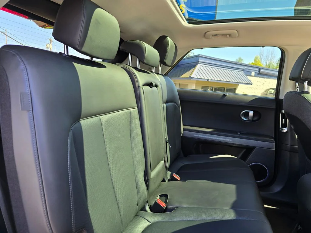Used 2024 Black Hyundai Limited image 14