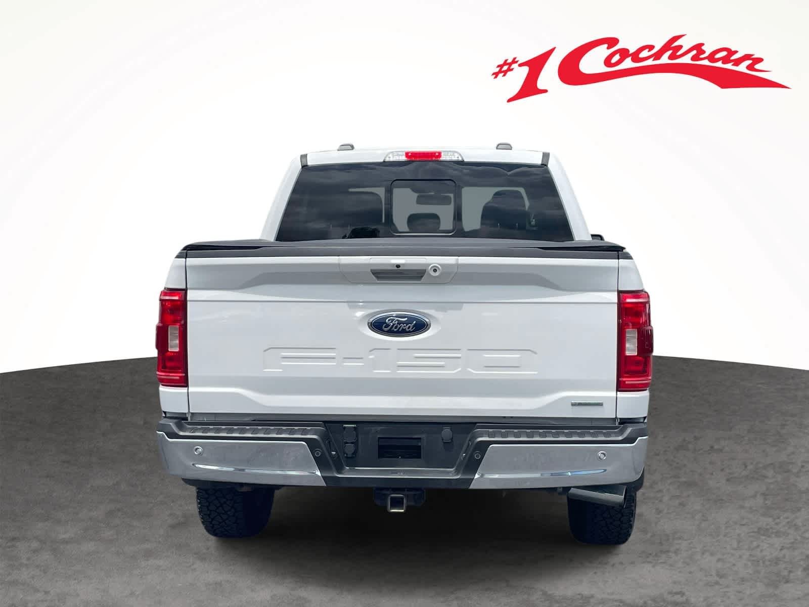 Used 2021 Oxford White/Carbonized Gray Ford XLT image 7