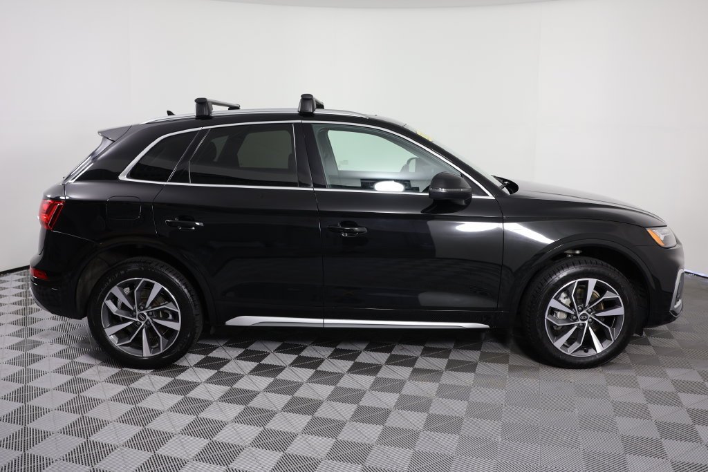 Used 2024 Mythos Black Metallic Audi 45 S line Premium Plus image 9