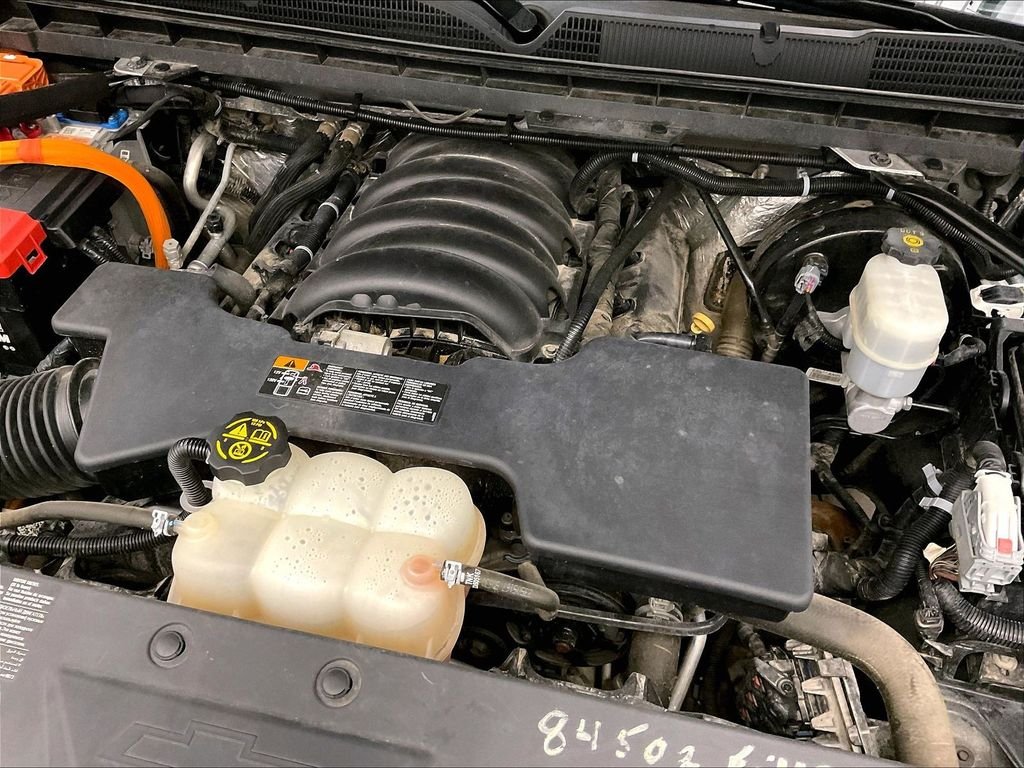 Used 2018 Silver Chevrolet LTZ image 39