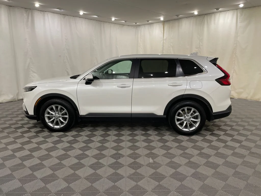 Used 2024  Honda EX-L image 10