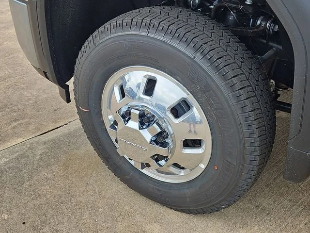 2026 GMC Sierra 3500HD Denali - Photo 10