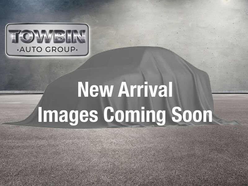 Used 2023 Gray Kia Wind image 2