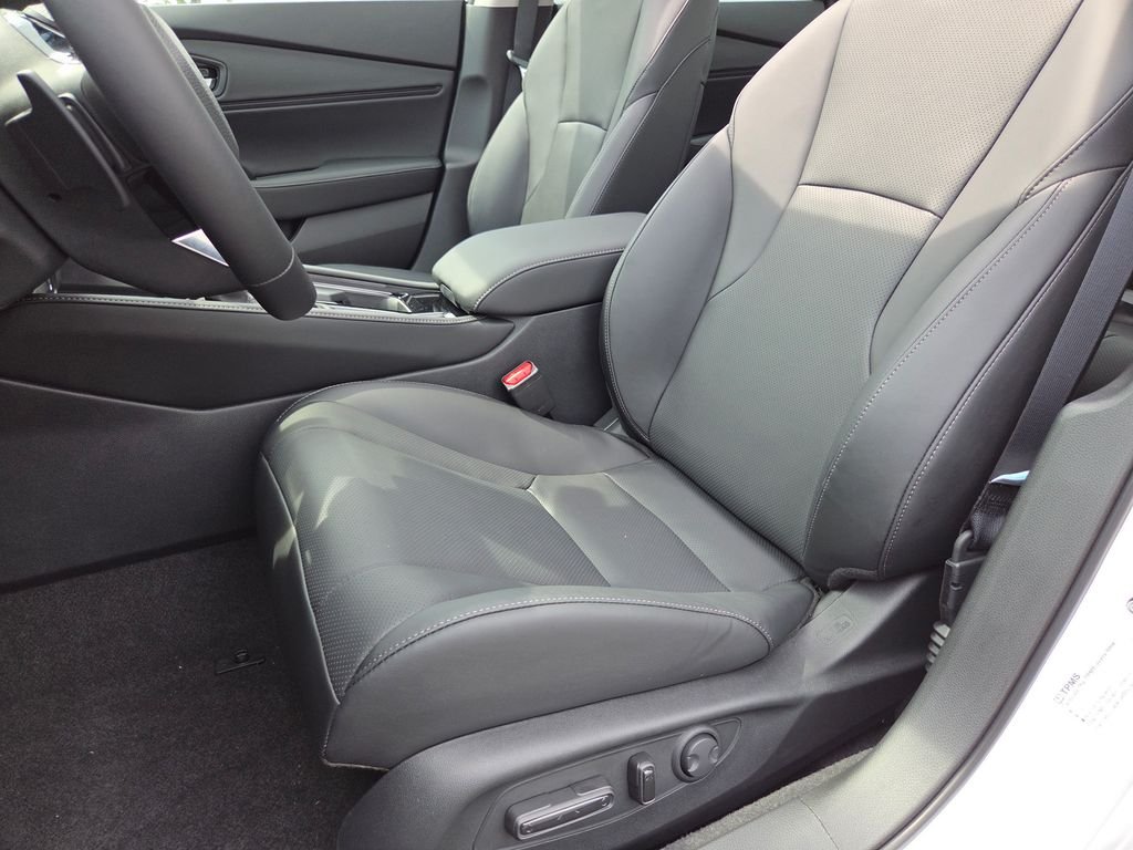 New 2026 Platinum White Pearl Honda Touring image 32