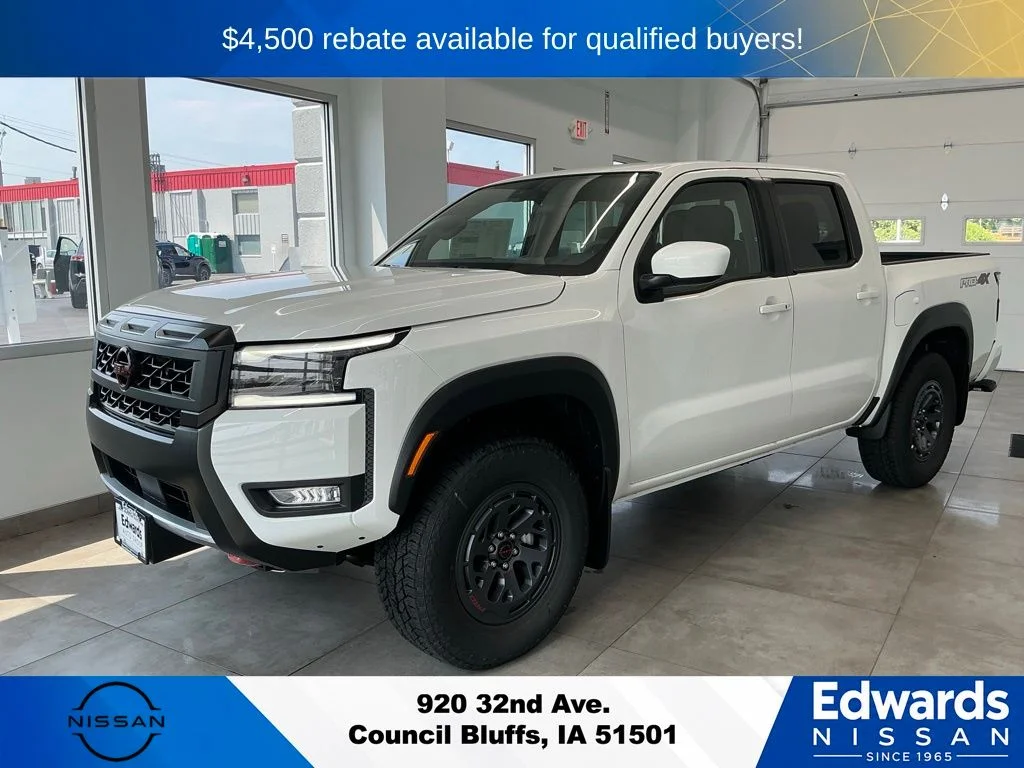 New 2026 White Nissan PRO-4X image 3