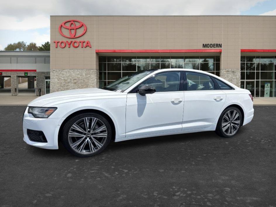 Used 2021 Ibis White Audi Sport Premium image 4