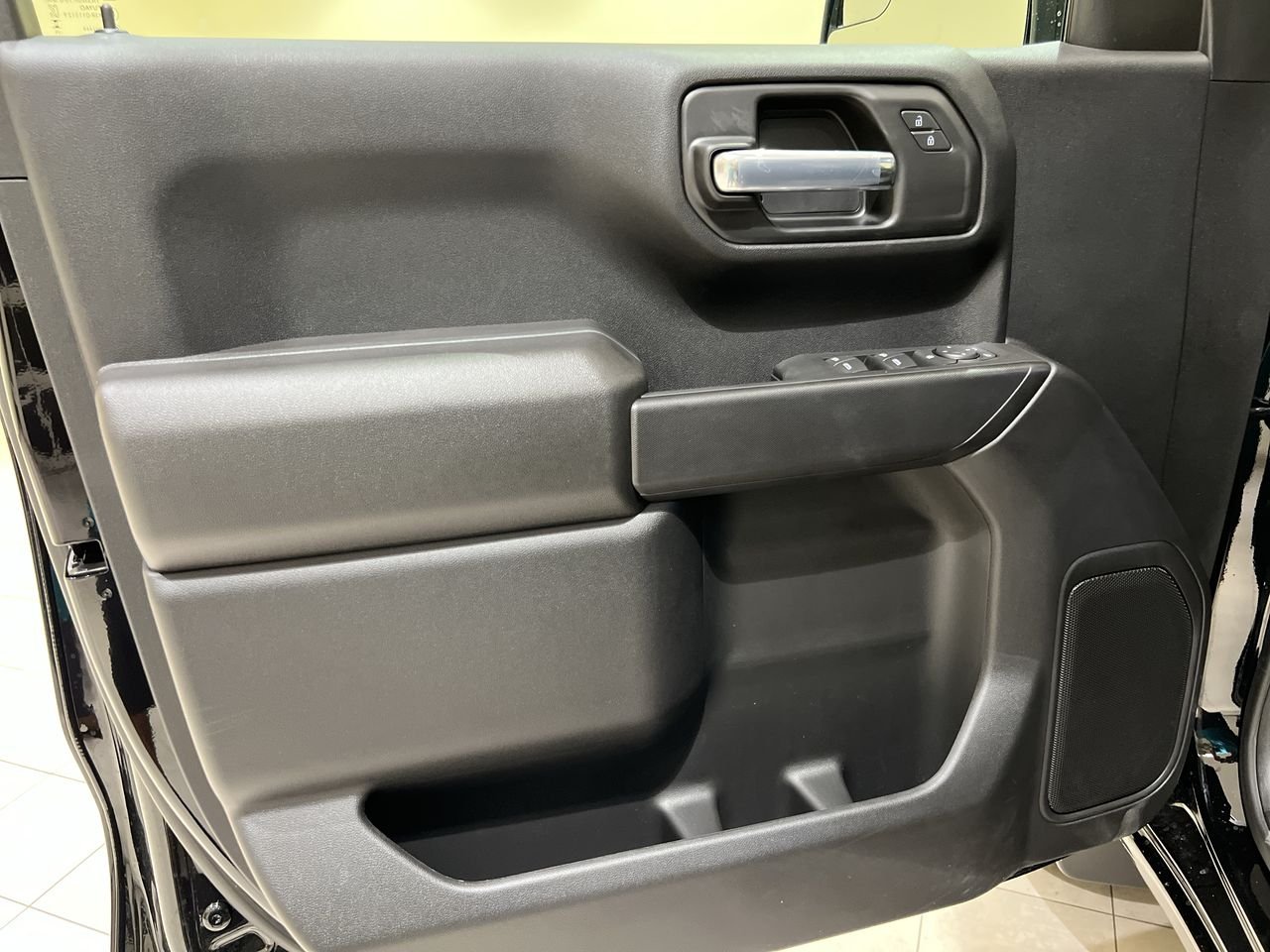 2025 Chevrolet Silverado 1500 Custom - Photo 57