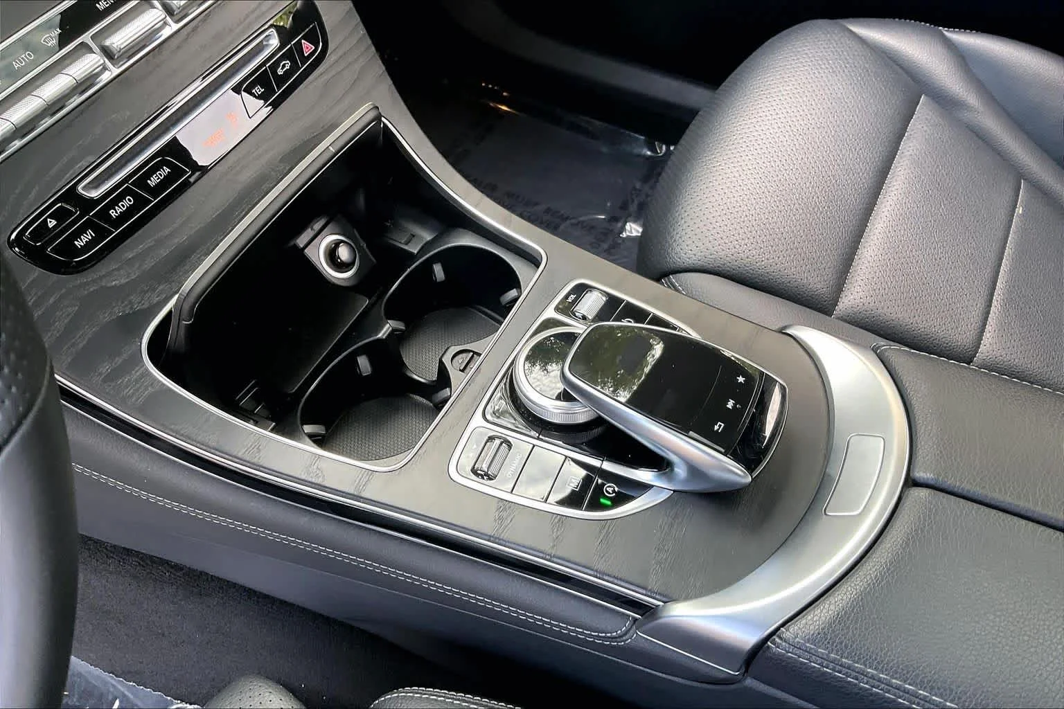 Used 2019 Iridium Silver Metallic Mercedes-Benz GLC 300 image 16