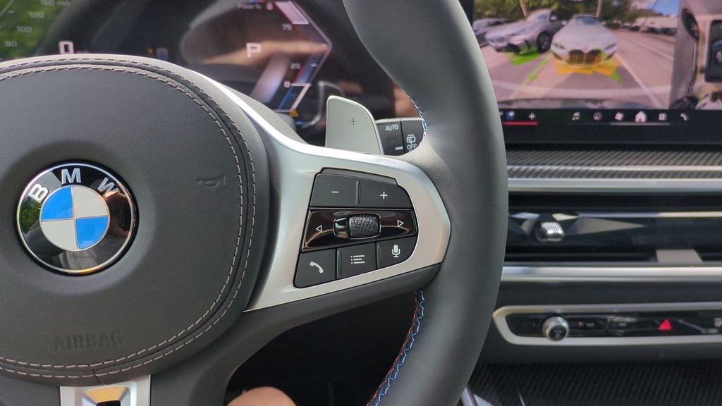 New 2026 Dravit Grey Metallic BMW M60i image 24