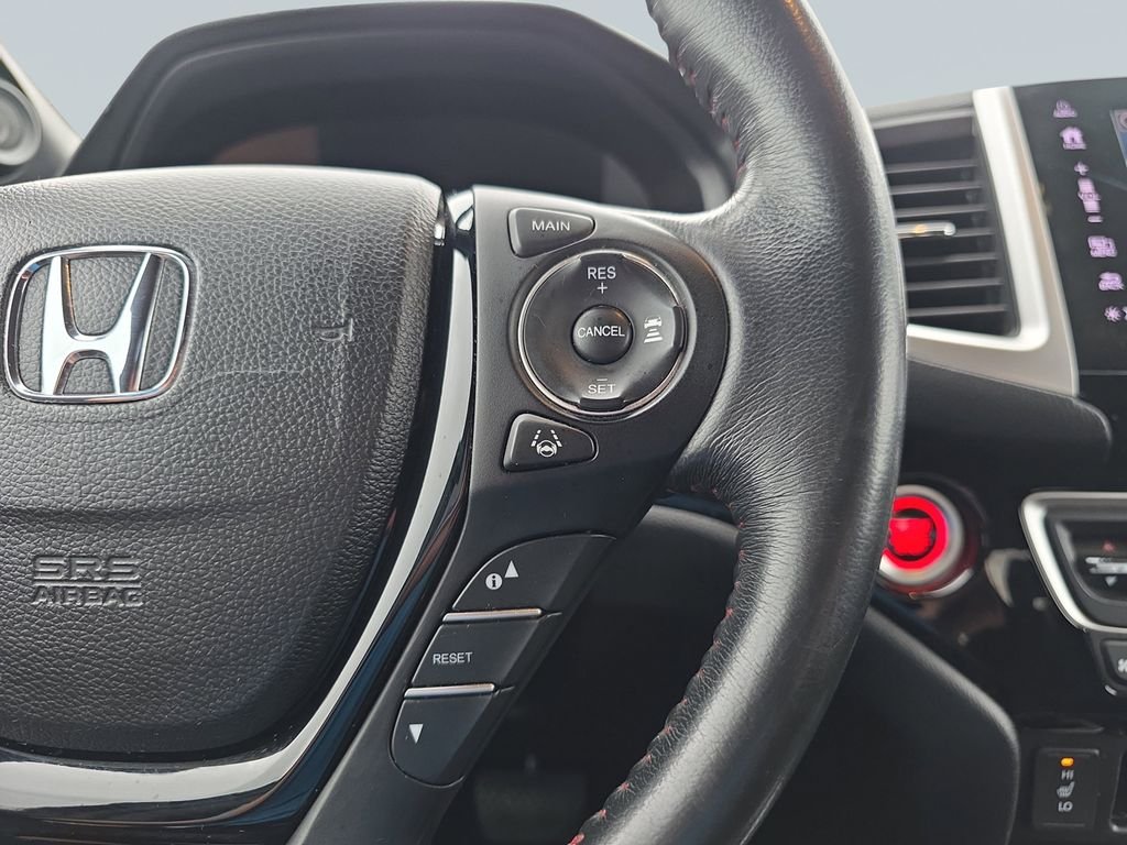 Used 2017 Crystal Black Pearl Honda Black Edition image 23