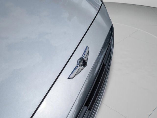 Used 2017 Silver Genesis 3.8 image 24