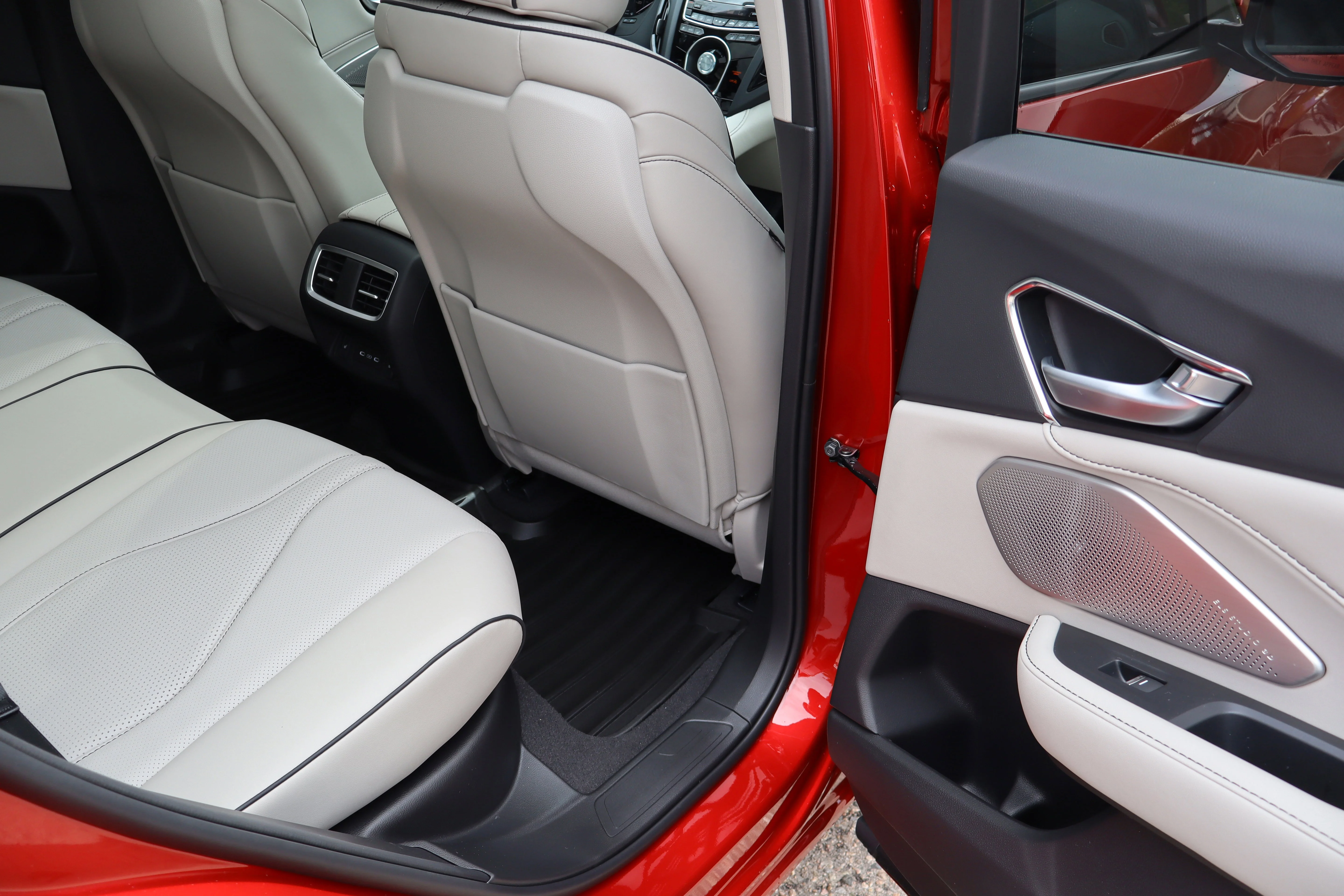 New 2026 Performance Red Pearl Acura w/Advance Package image 32