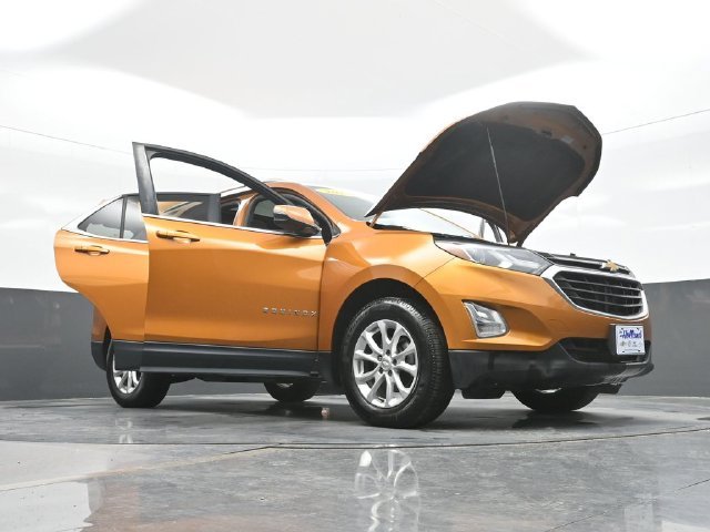 Used 2018 Orange Chevrolet LT image 32