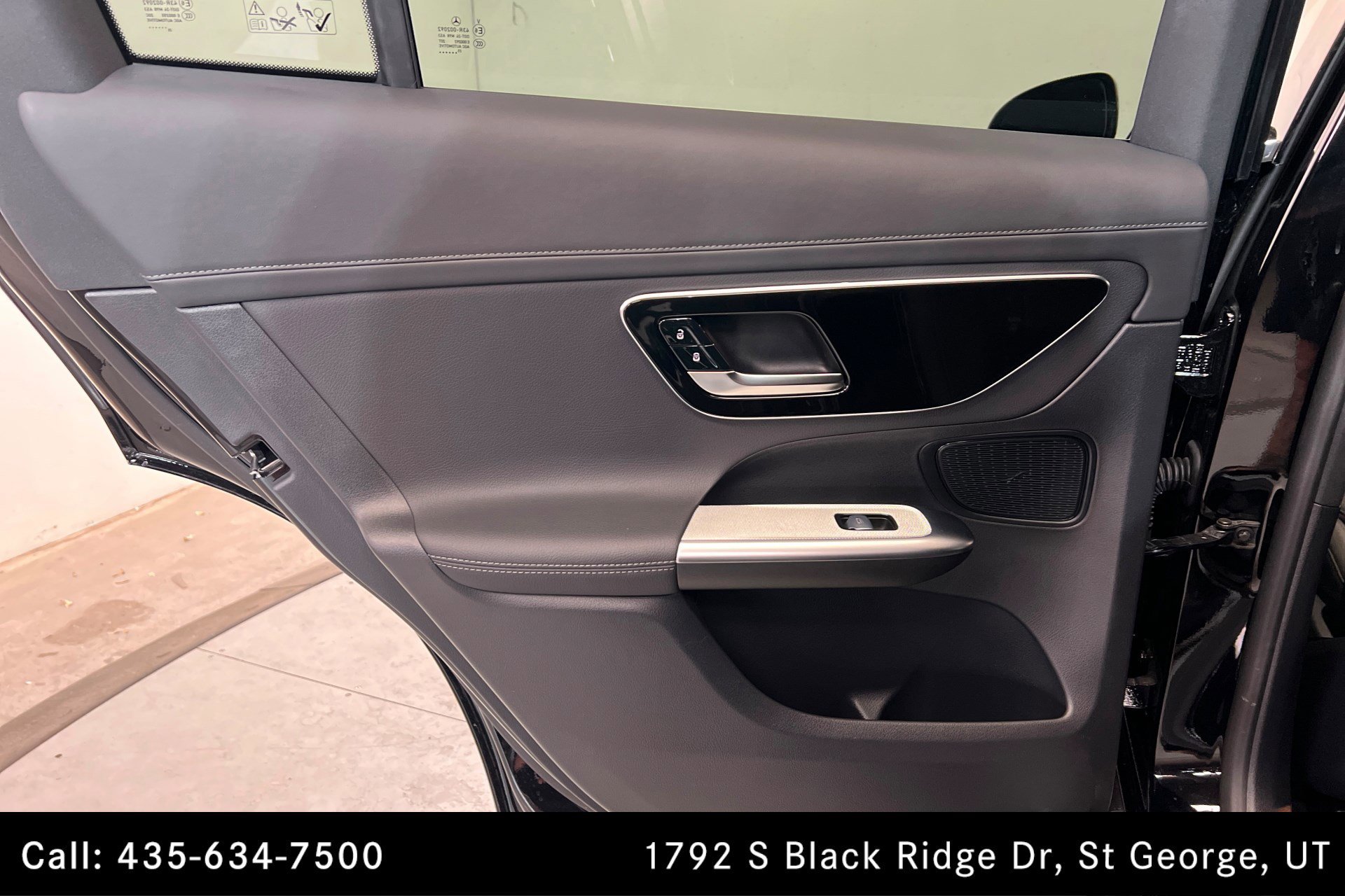 Certified Used 2026 Black Mercedes-Benz GLC 300 image 19