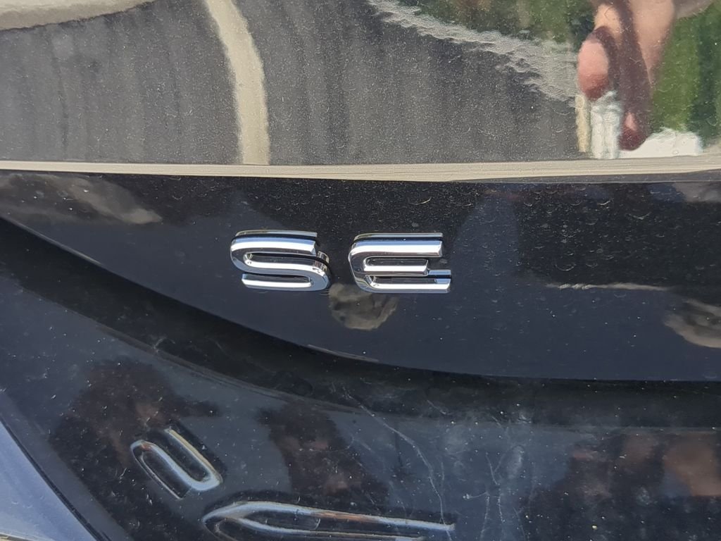 New 2026 Black Volkswagen 2.0T SE image 10