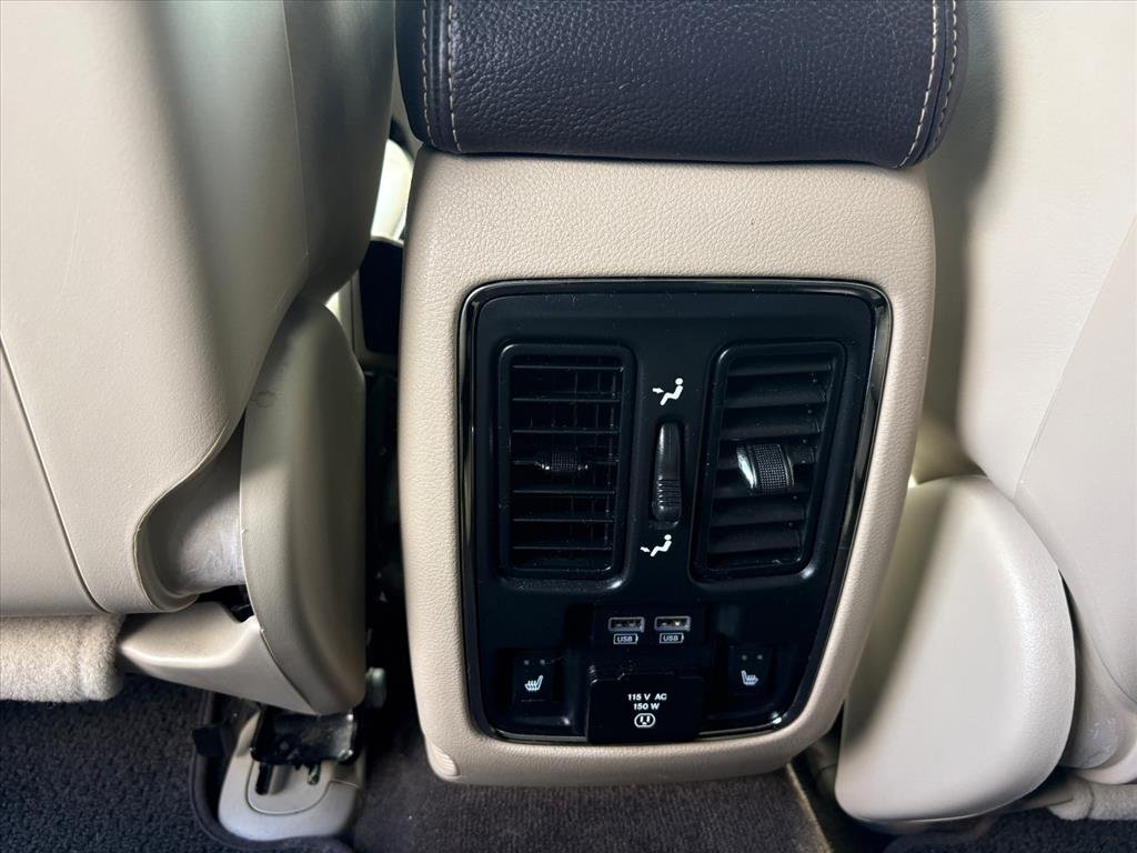 Used 2021 Billet Silver Metallic Clear Coat Jeep Summit image 19