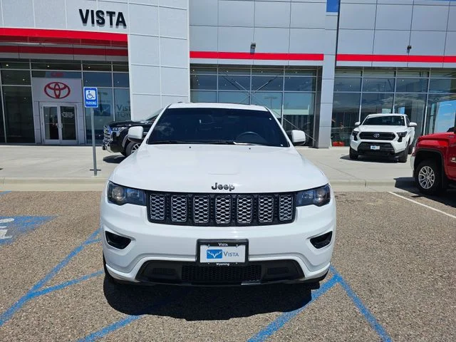 Used 2018 Jeep Grand Cherokee Altitude with VIN 1C4RJFAG6JC304193 for sale in Casper, WY