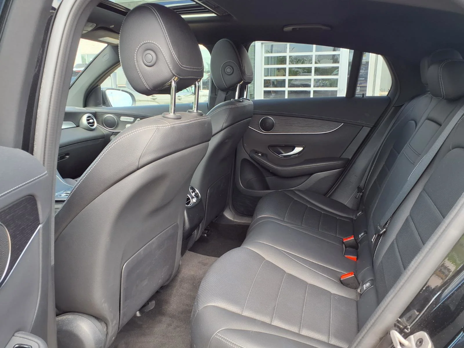 Used 2023 Black Mercedes-Benz GLC 300 image 26