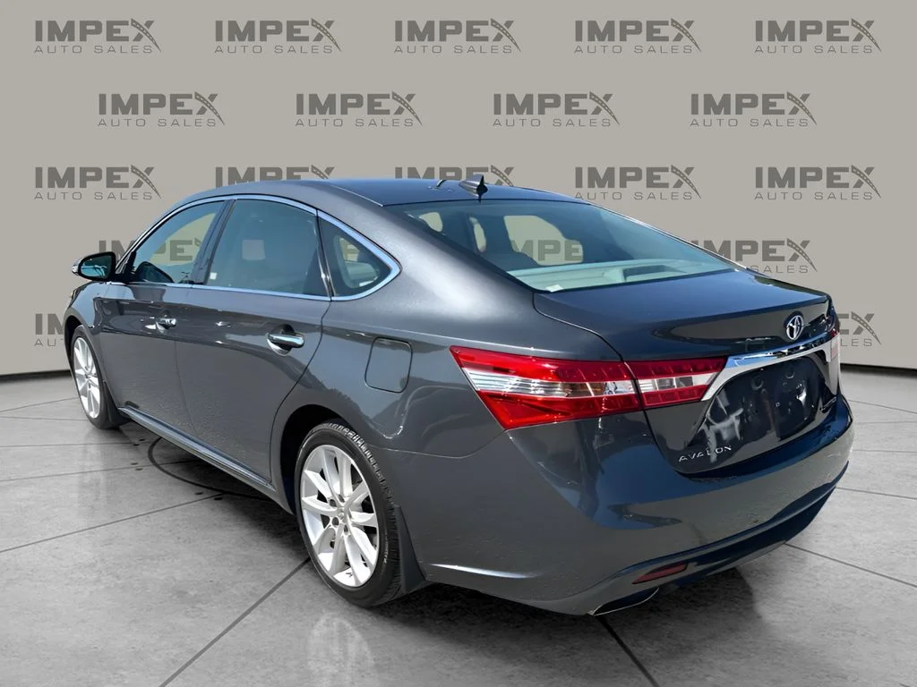 Used 2014 Gray Toyota Limited image 2