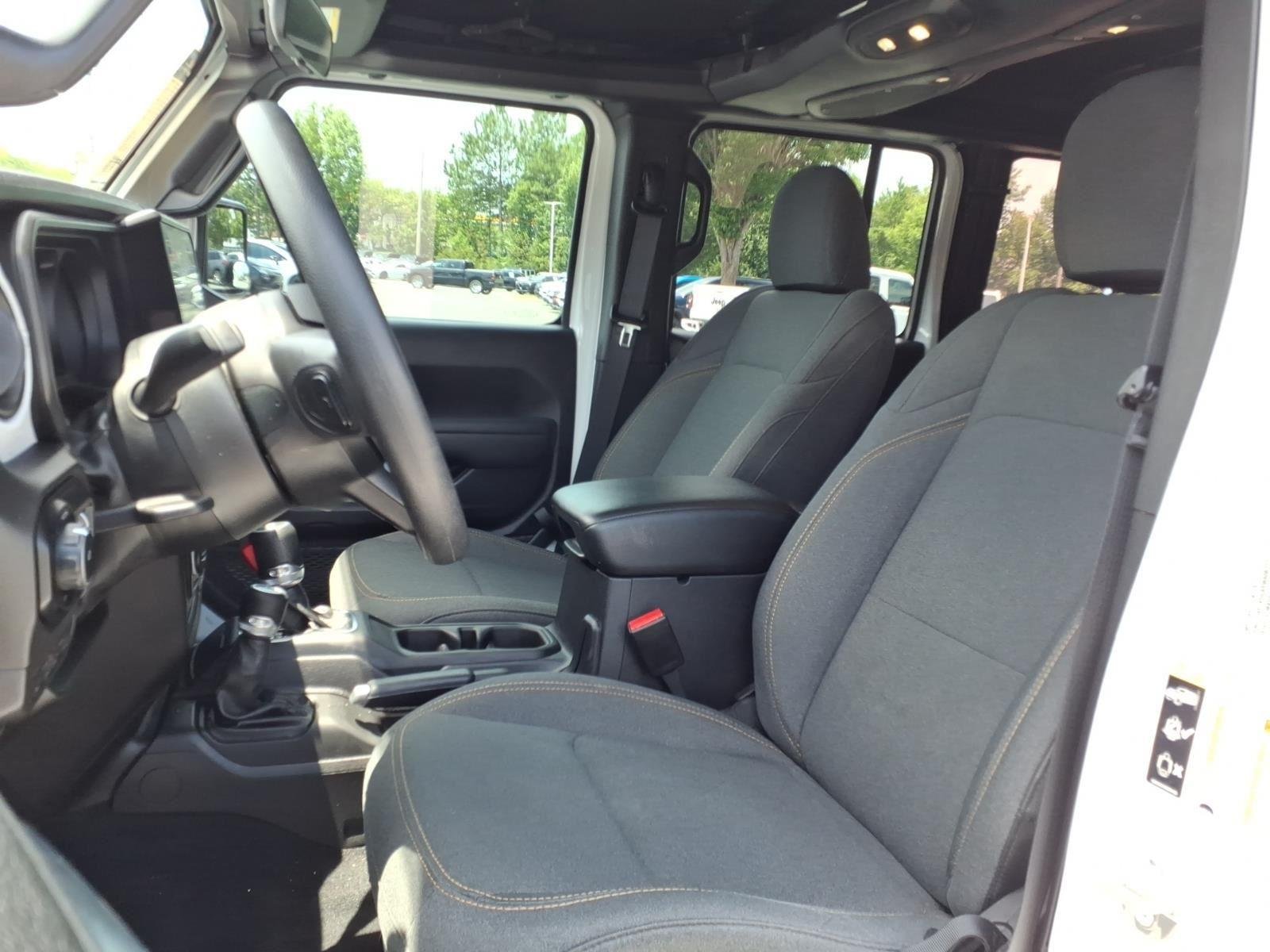 Used 2025 Bright White Clearcoat Jeep Sport image 18