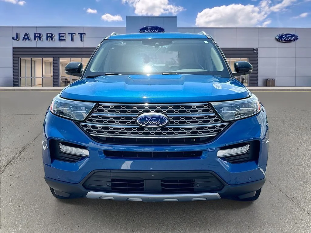 Used 2020 Blue Ford Limited image 2