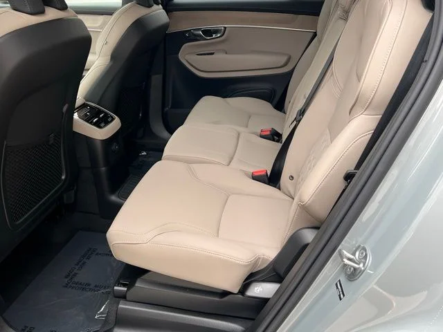 2026 Volvo XC90 Plus - Photo 22