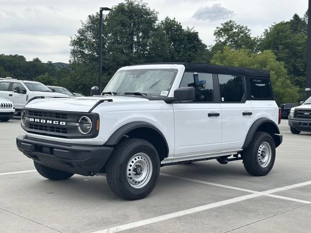 2025 Ford Bronco 4-Door Base - Photo 16