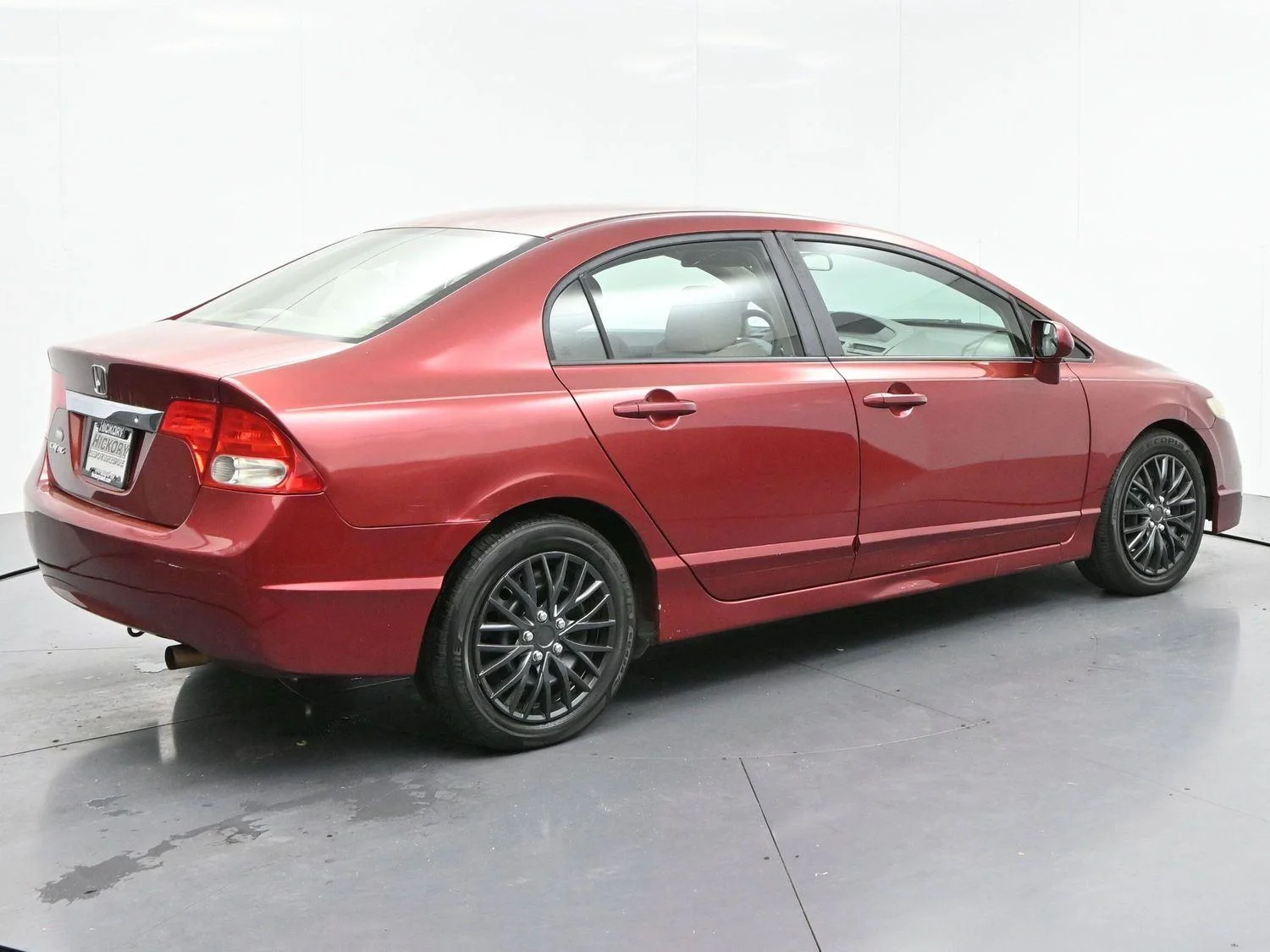 Used 2011 Tango Red Pearl Honda LX image 7