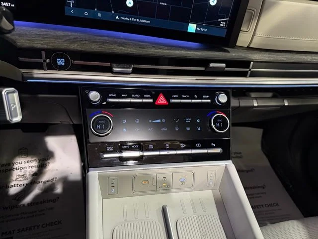 2026 Hyundai Santa Fe Limited - Photo 24