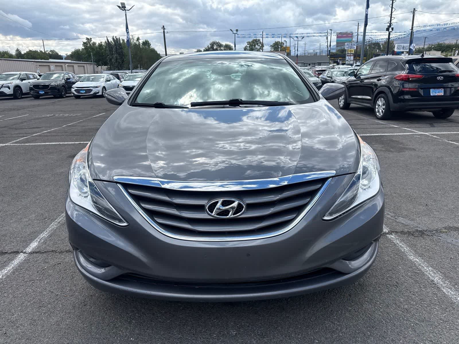Used 2012 Harbor Gray Metallic Hyundai GLS image 1