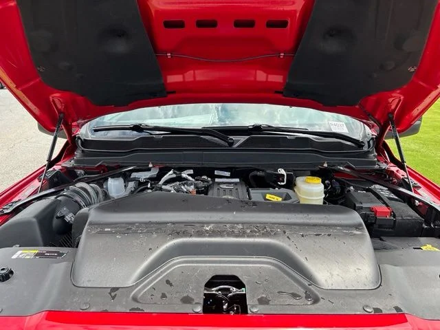 New 2026 Flame Red Clear-Coat Exterior Paint RAM Tradesman image 27