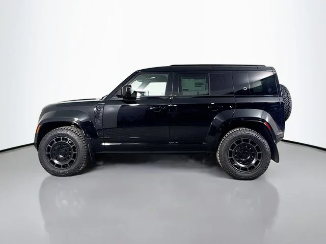 New 2026 Narvik Black Land Rover OCTA Black image 8