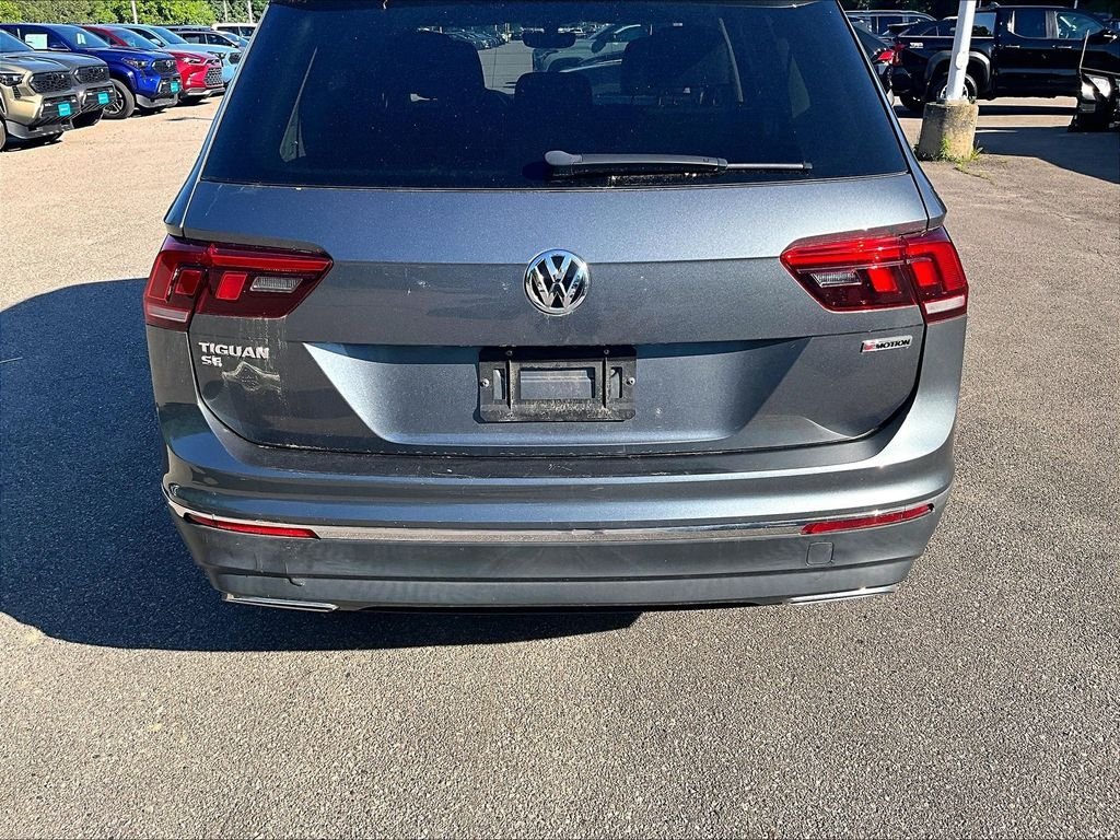 Used 2021 Gray Volkswagen 2.0T SE image 10