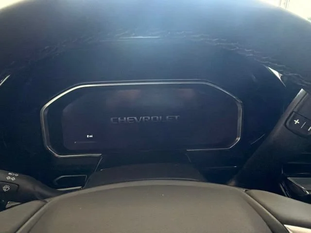 New 2026 Summit White Chevrolet LT image 33