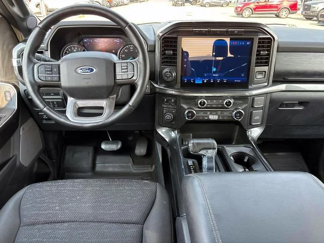Used 2021 Oxford White Ford XLT image 11