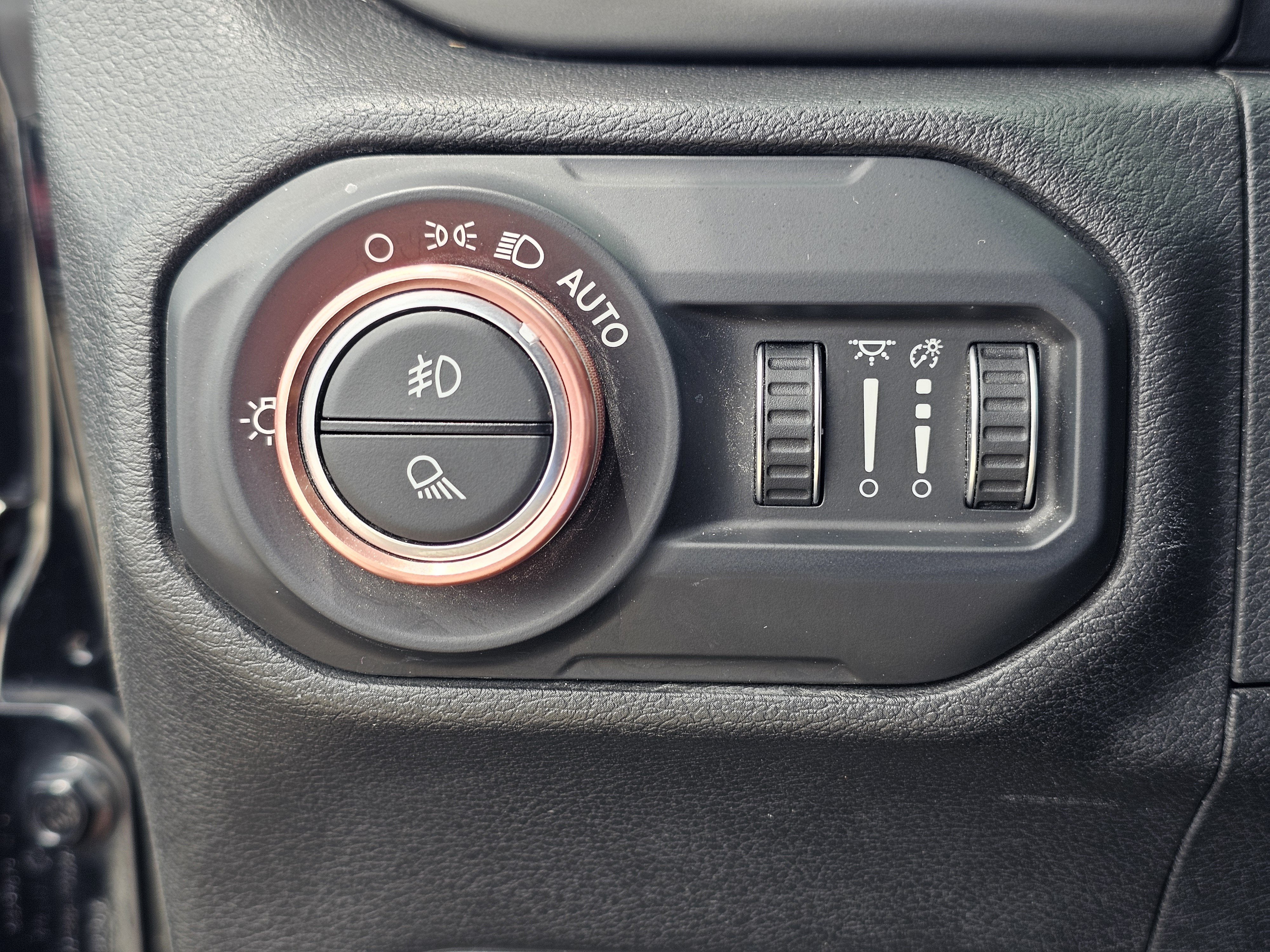2021 Jeep Gladiator Rubicon - Photo 19