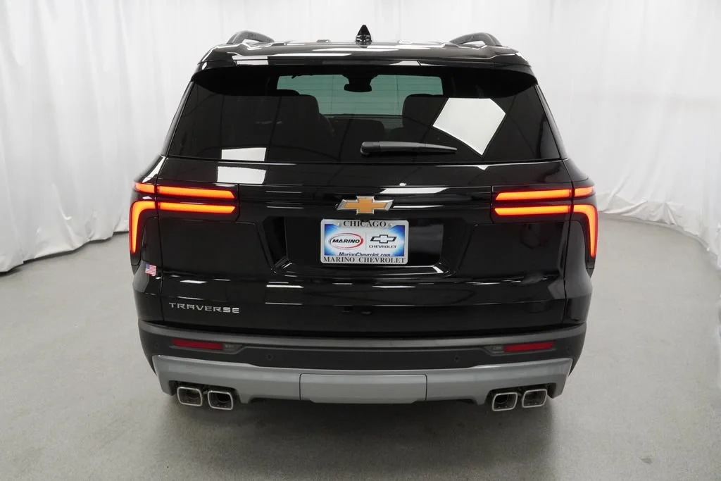 New 2026 Mosaic Black Metallic Chevrolet LT image 34