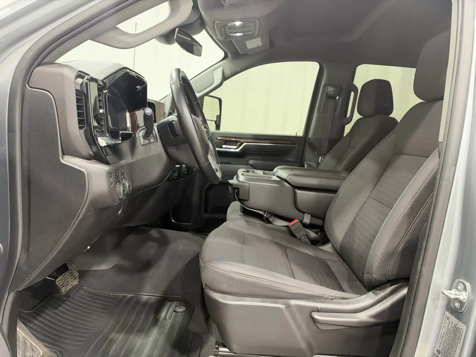 Used 2024 Sterling Gray Metallic Chevrolet LT image 11
