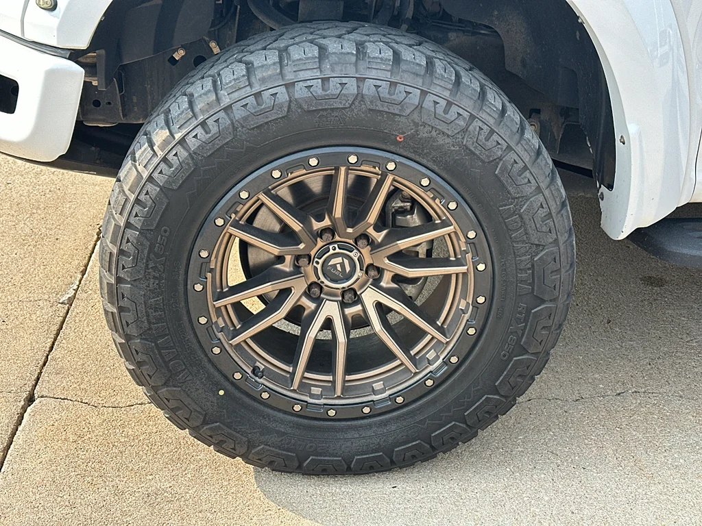 Used 2017 Ruby Red Metallic Tinted Clearcoat Ford Raptor image 6