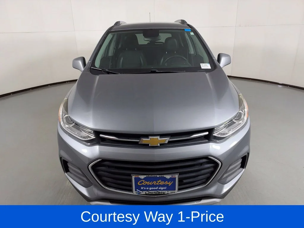 Used 2019 SATIN STEEL METALLIC Chevrolet LT image 4