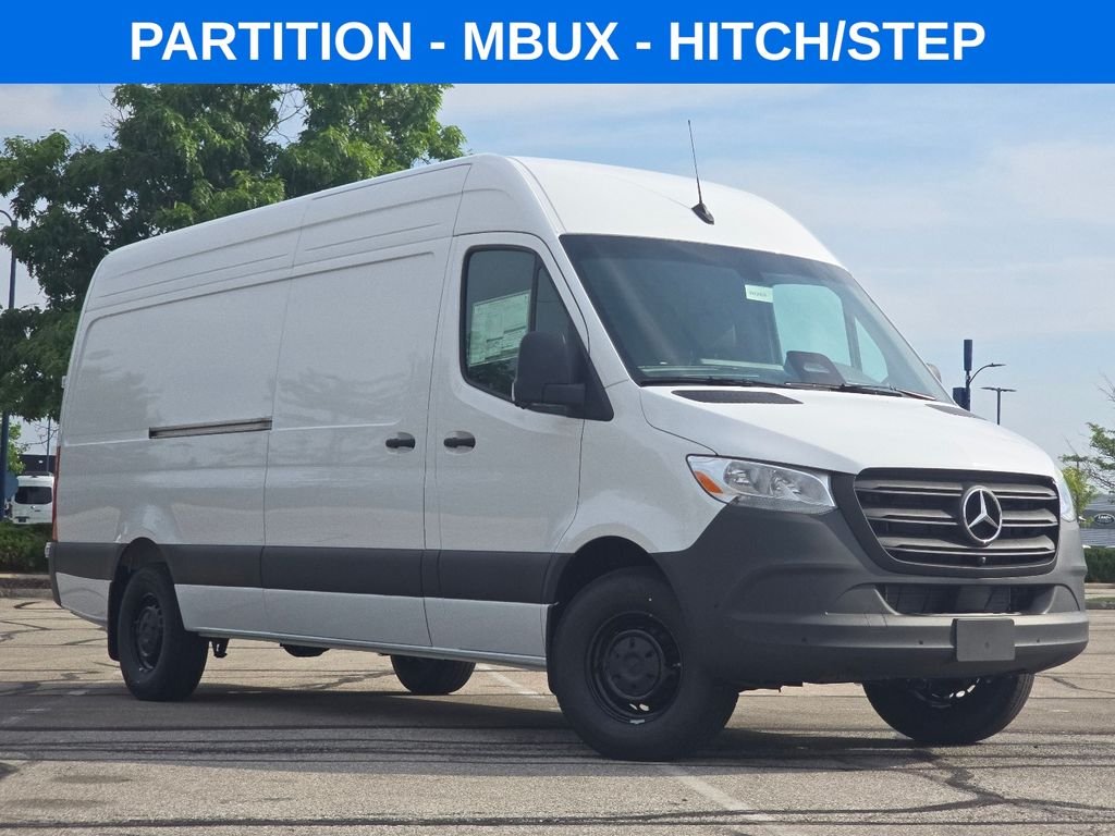 New 2026 Arctic White Mercedes-Benz Cargo 170 WB image 2