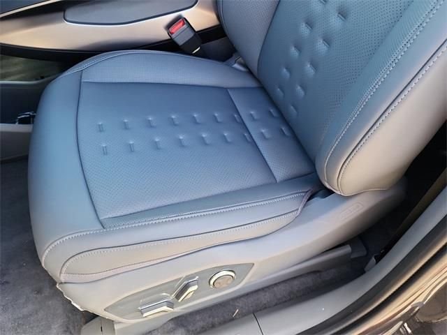 2026 Kia EV9 Wind - Photo 14