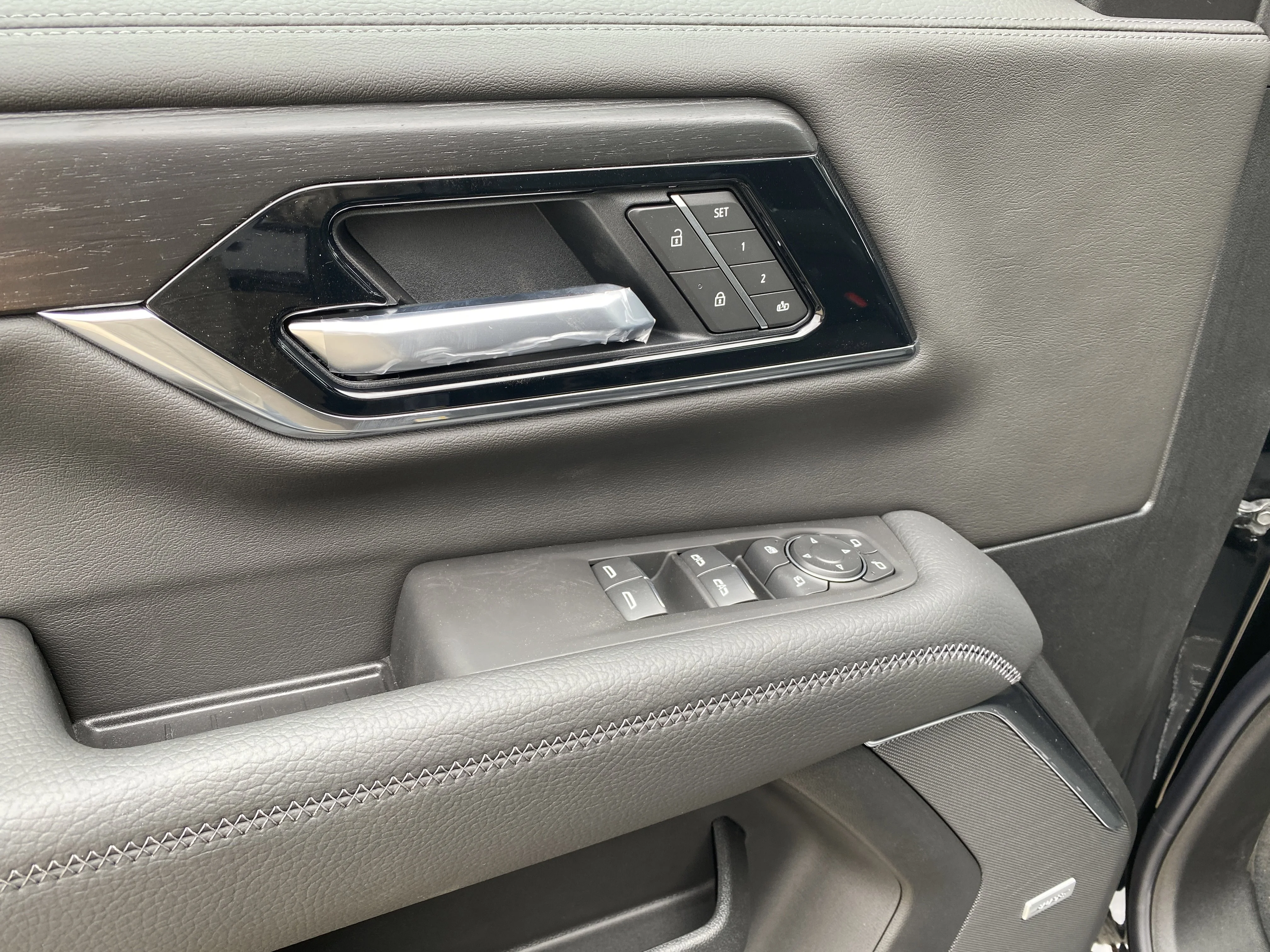 New 2026 ONYX BLACK GMC Denali image 25