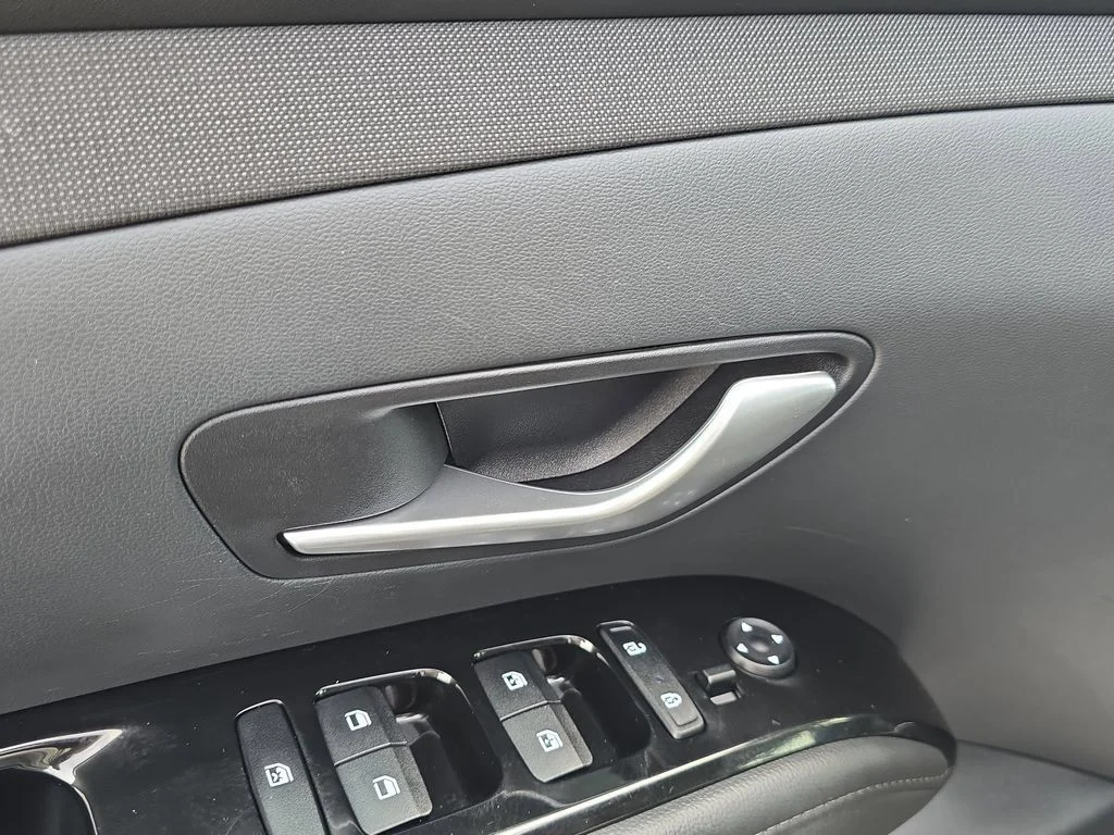 Used 2024 Black Hyundai Limited image 19