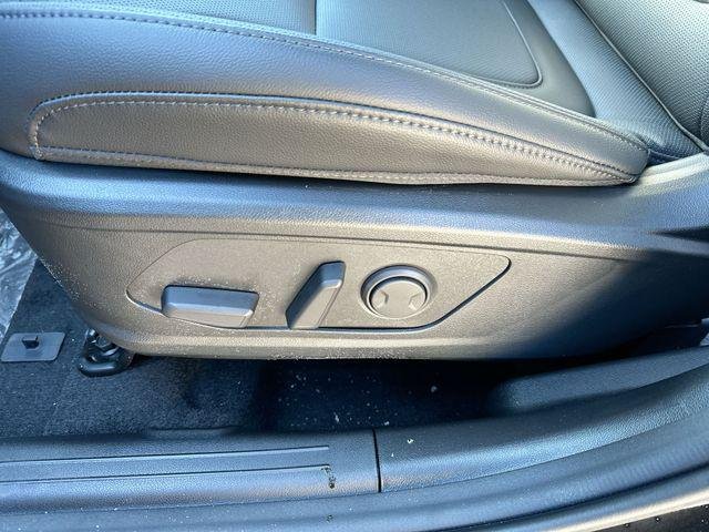 New 2026 Black Hyundai SEL AWD image 16